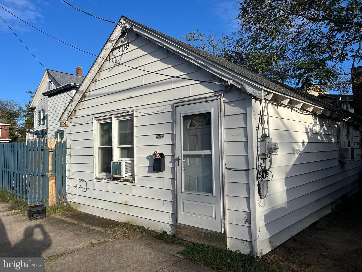 Property Photo:  409 W Powell  NJ 08332 