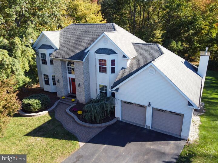 Property Photo: 9 Noa Court NJ 08690