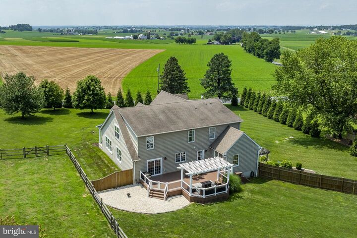 Property Photo: 206 N New Holland Road PA 17529