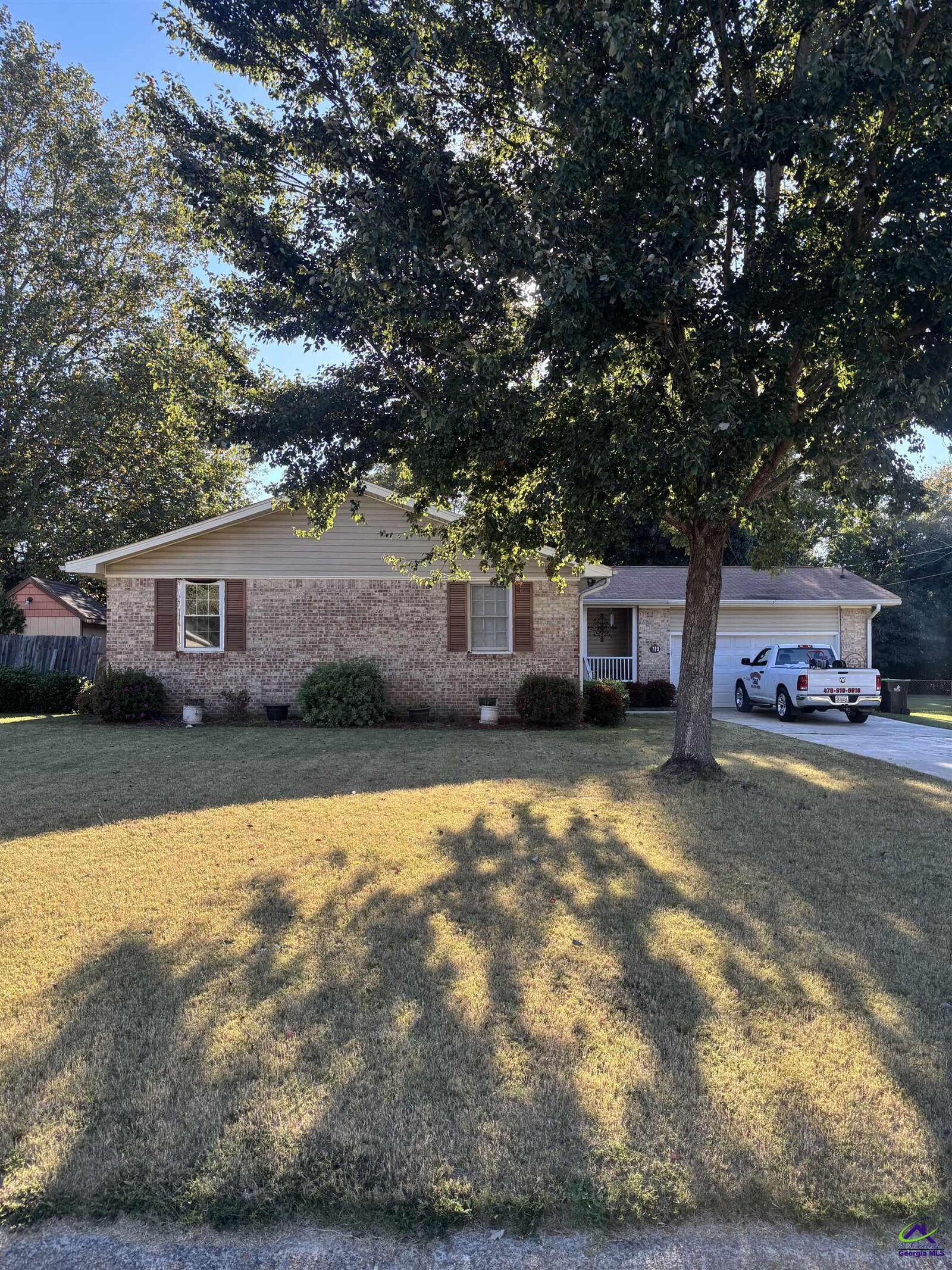 Property Photo:  719 Meadowridge Drive  GA 31093 