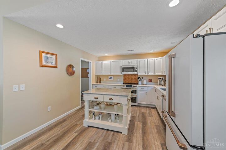 Property Photo: 334 Robin Avenue OH 45140
