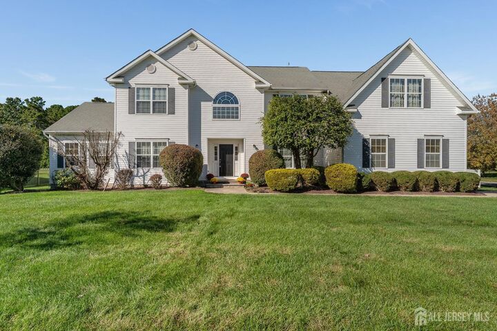 8 Duchess Drive  Monroe NJ 08831 photo