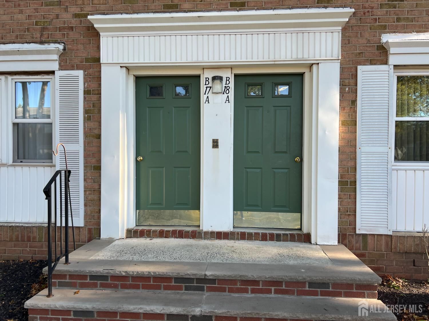 Property Photo:  170 Evergreen Road 18A  NJ 08837 