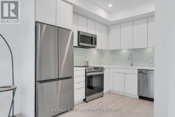 Property Photo: 415 Sea Ray Avenue G39 ON L9S 0R5