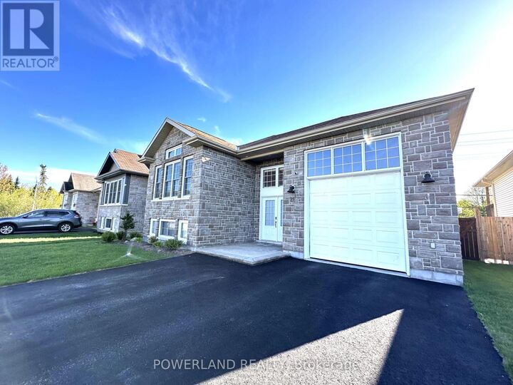 Property Photo:  21 Brookland Drive  ON P1A 0A1