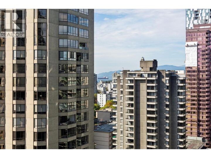 Photo de la propriété:  1331 Alberni Street 2007  BC V6E 4S1