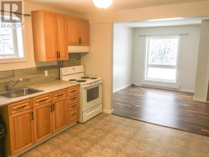 Property Photo: 137 Prince St ON P8T 1A3