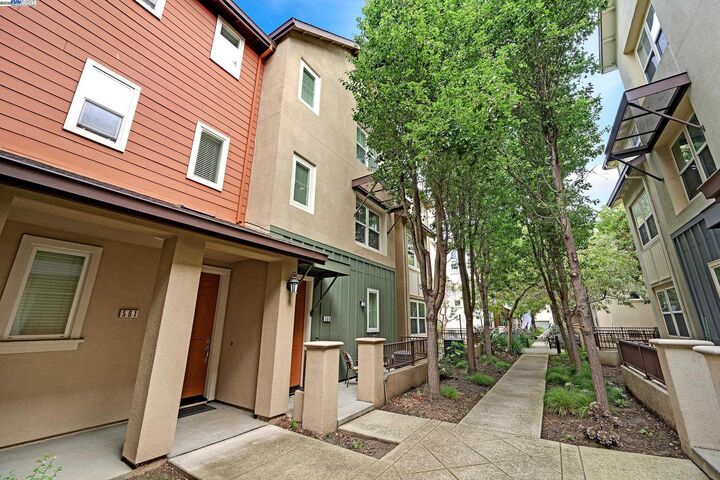 Property Photo: 589 Staley Ave CA 94541