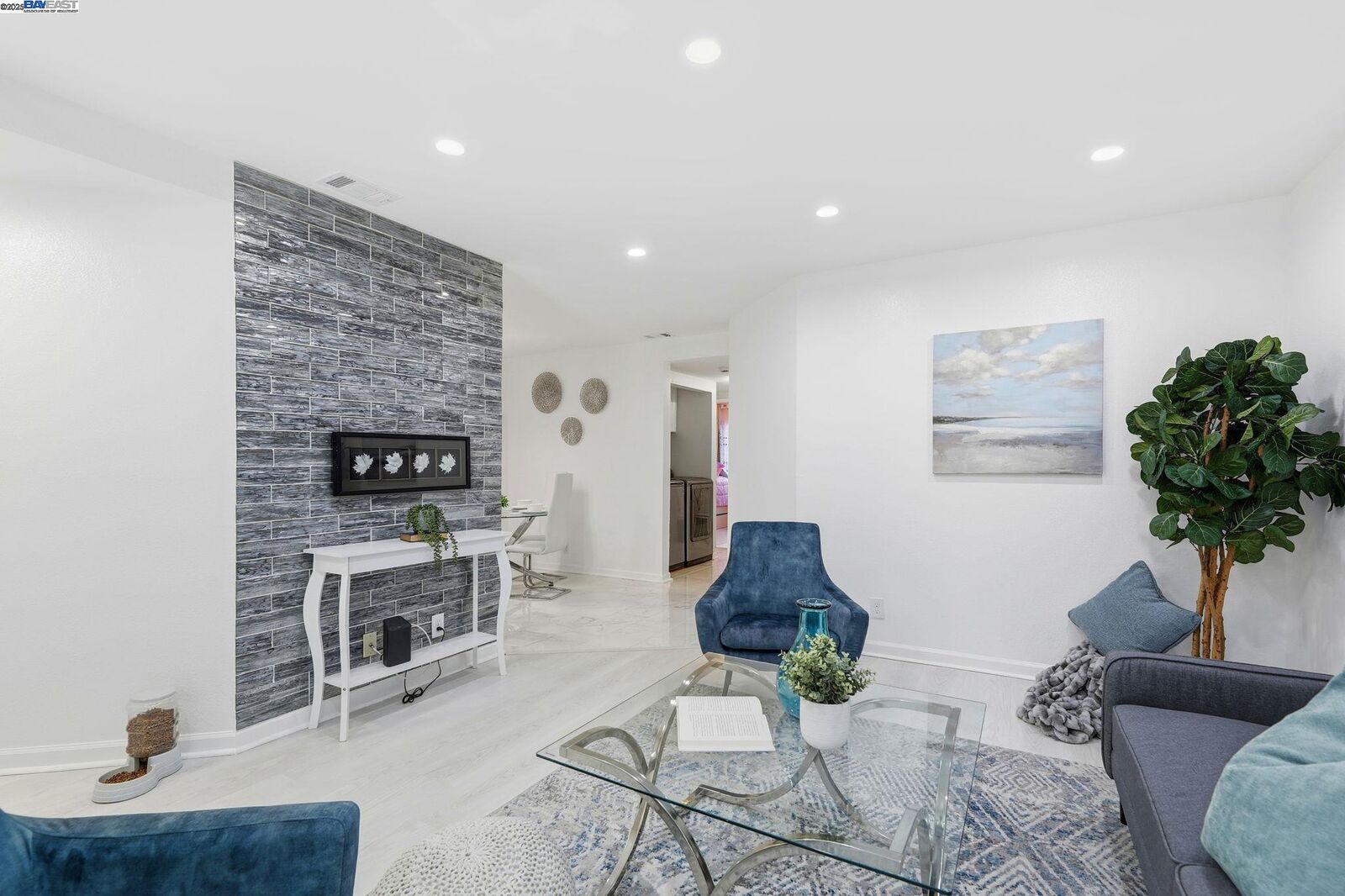 Property Photo: 46762 Winema Cmn CA 94539