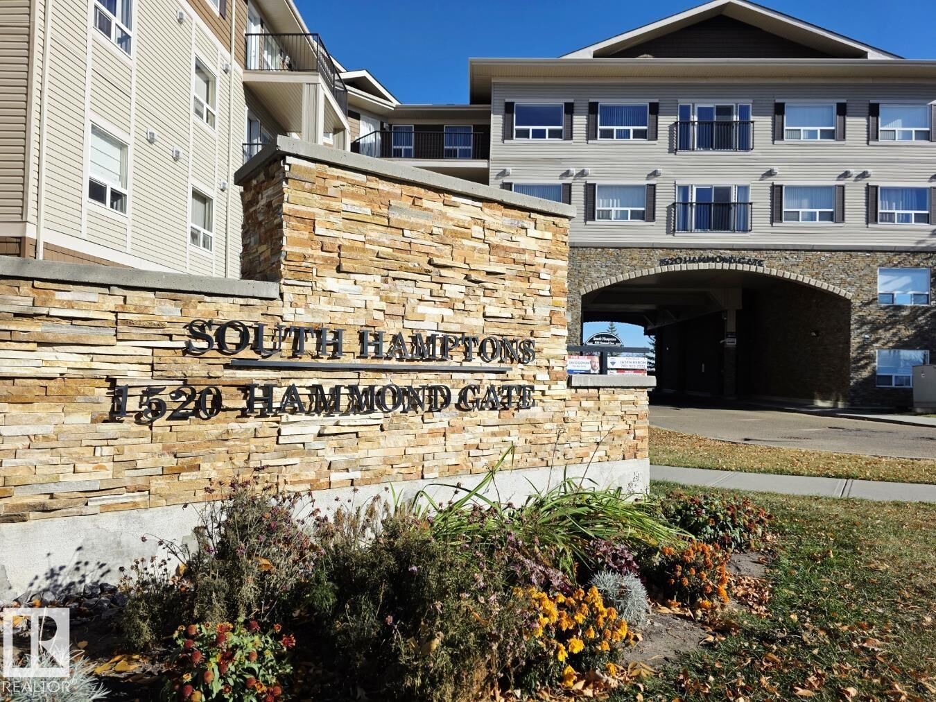 Property Photo:  1520 Hammond Gate NW 340  AB T6M 0J4 