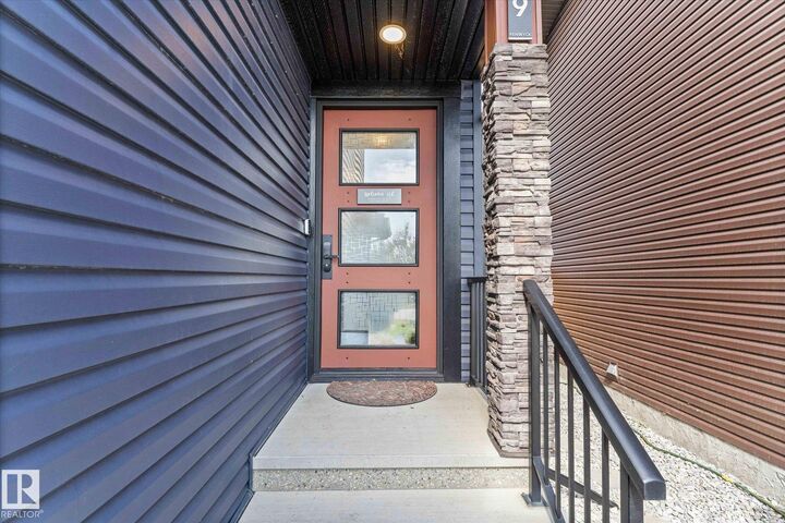 Property Photo:  9 Brunswyck Crescent  AB T7X 0Y9 