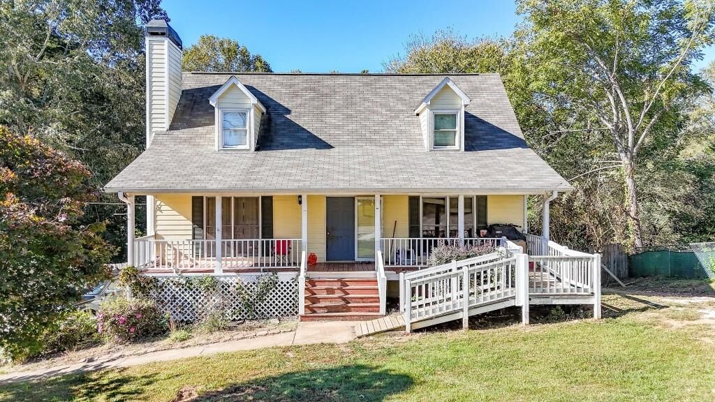 Property Photo: 136 Little Creek Drive GA 30143