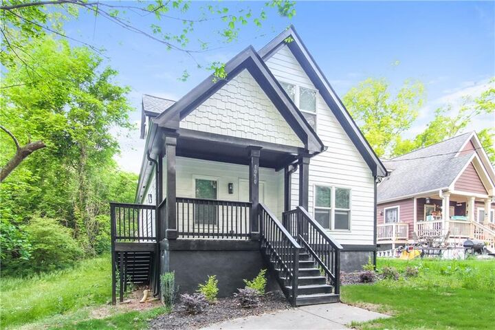 Property Photo: 1070 4th Street NW GA 30318