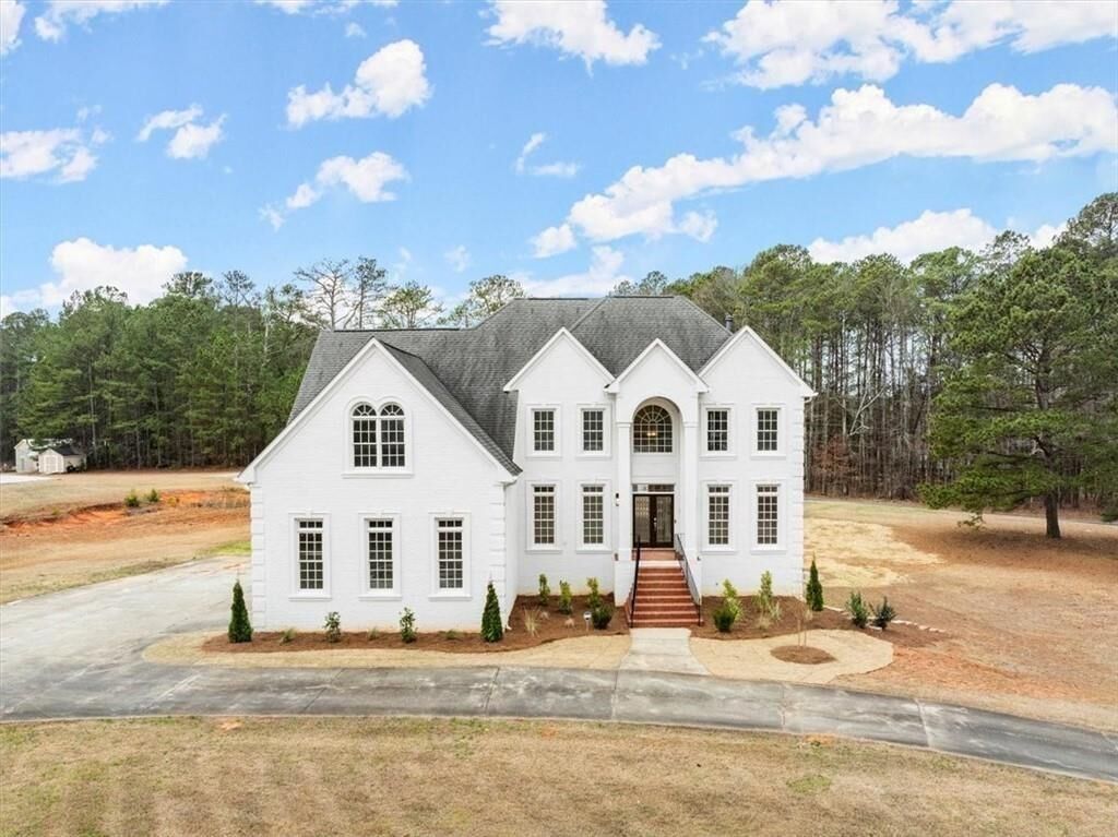 Property Photo: 636 Ginger Cake Road GA 30214