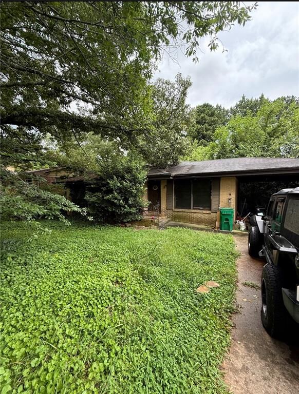 3995 Maxey Hill Drive  Stone Mountain GA 30083 photo