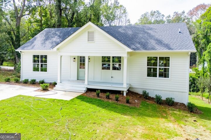 Property Photo:  215 Rome Street  GA 30108 