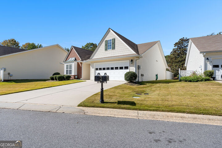 Property Photo:  2006 Village Park Drive  GA 30269 