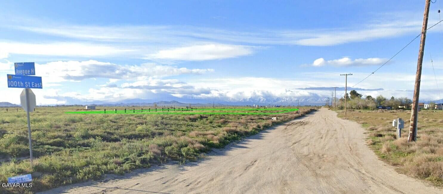 Property Photo:  100th St E And Vic Ave H2  CA 93535 