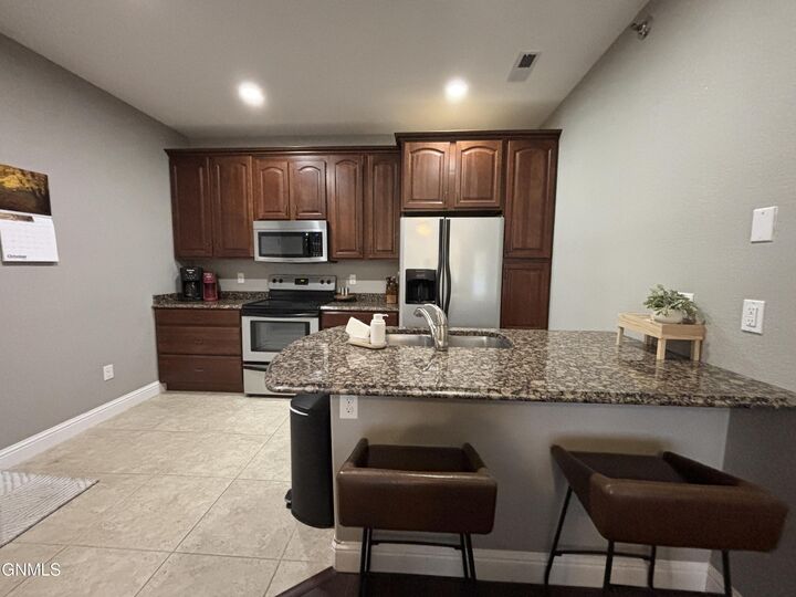 Property Photo: 1200 W Owens Avenue 3 ND 58501