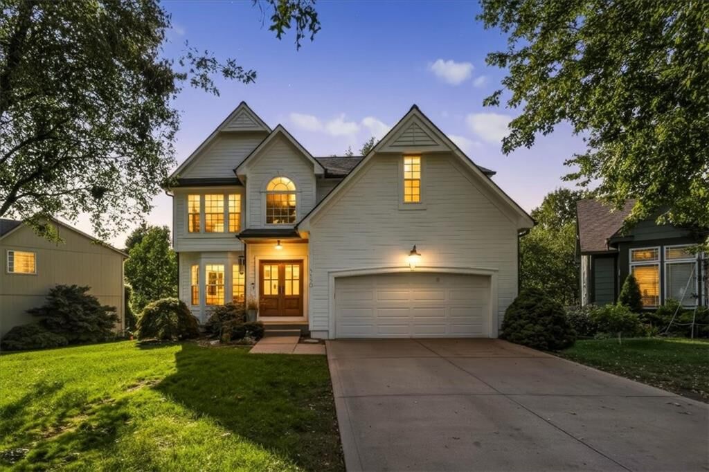 Property Photo:  5150 Roundtree Street  KS 66226 