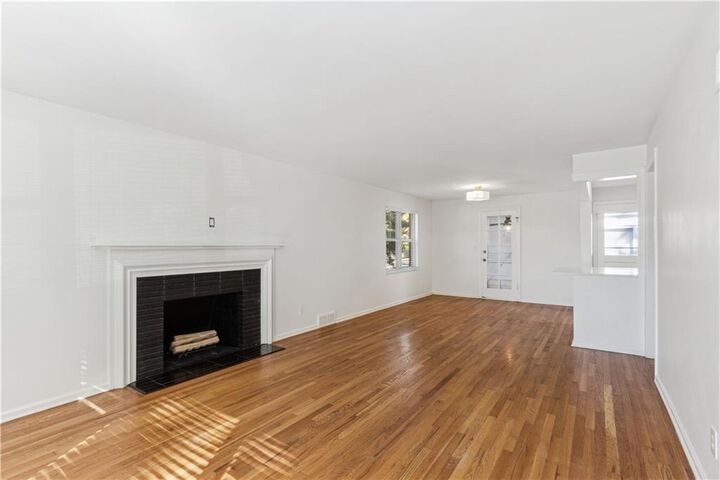 Property Photo:  2624 W 75th Place  KS 66208