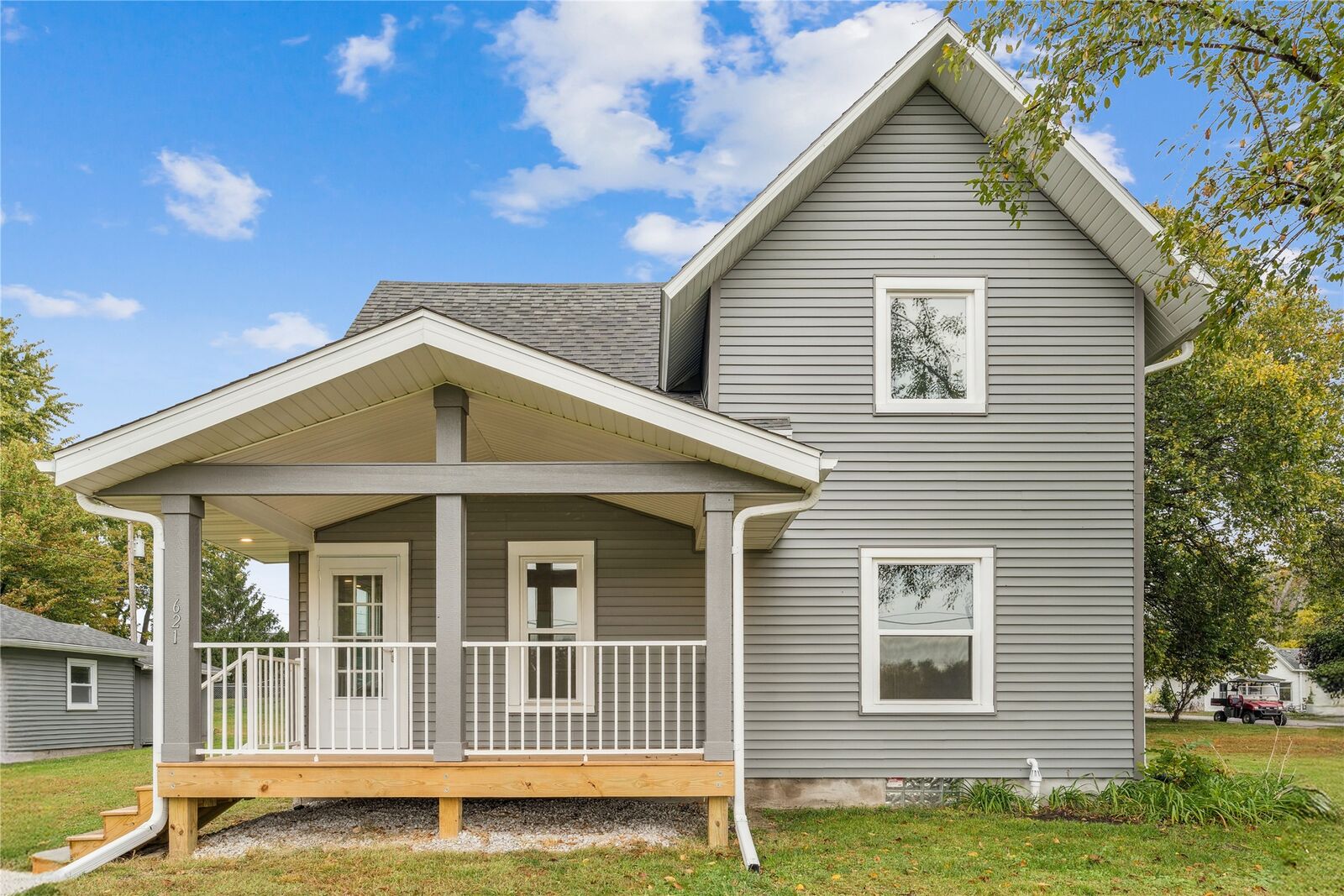 Property Photo:  621 2nd Street  IA 50161