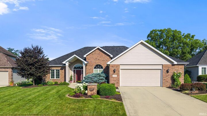 Property Photo: 13307 Dolcetto Cove IN 46845