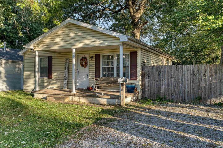 Property Photo: 2222 Kathleen Avenue IN 47714