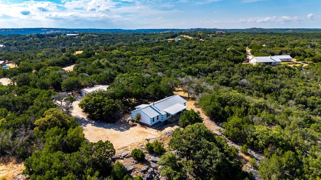 Property Photo: 395 Connie Lane TX 78025
