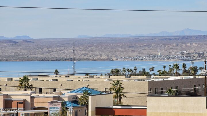 Property Photo: 89 Acoma Blvd 19 AZ 86403