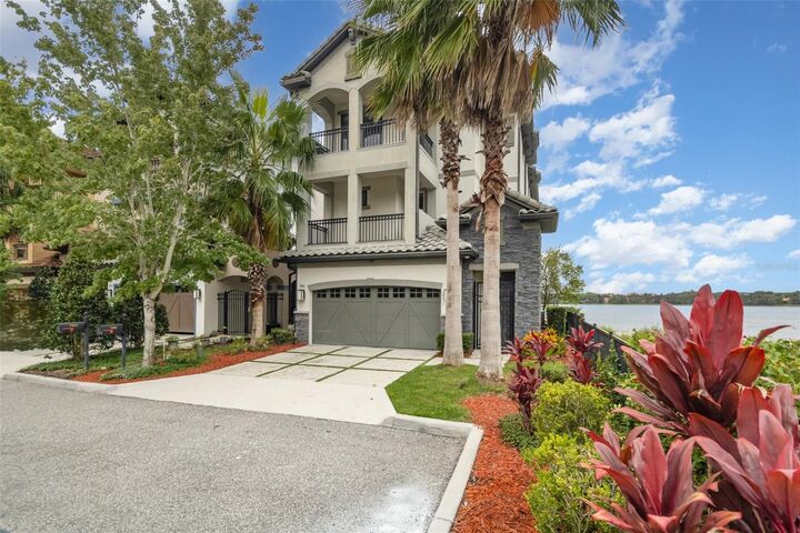 Property Photo: 7601 Toscana Boulevard FL 32819