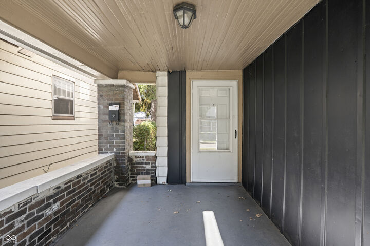 Property Photo: 3942 Cornelius Avenue IN 46208