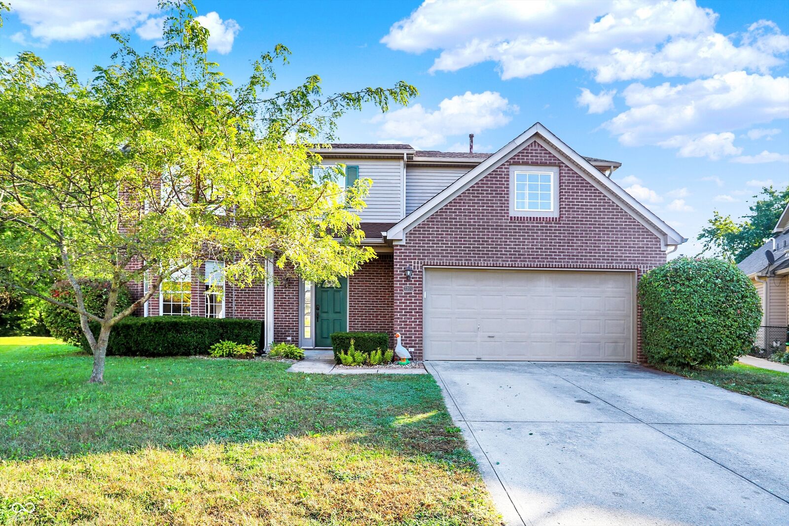 Property Photo: 3300 Suffolk Court IN 46143