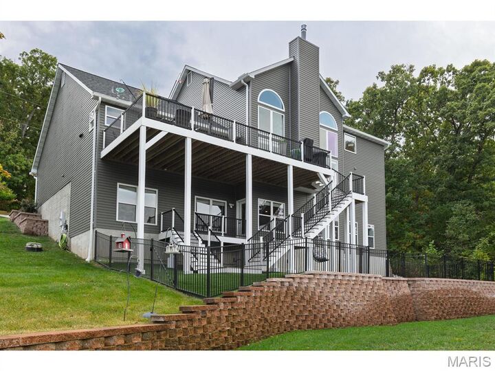 Property Photo: 10104 Lake Ridge Court MO 63050