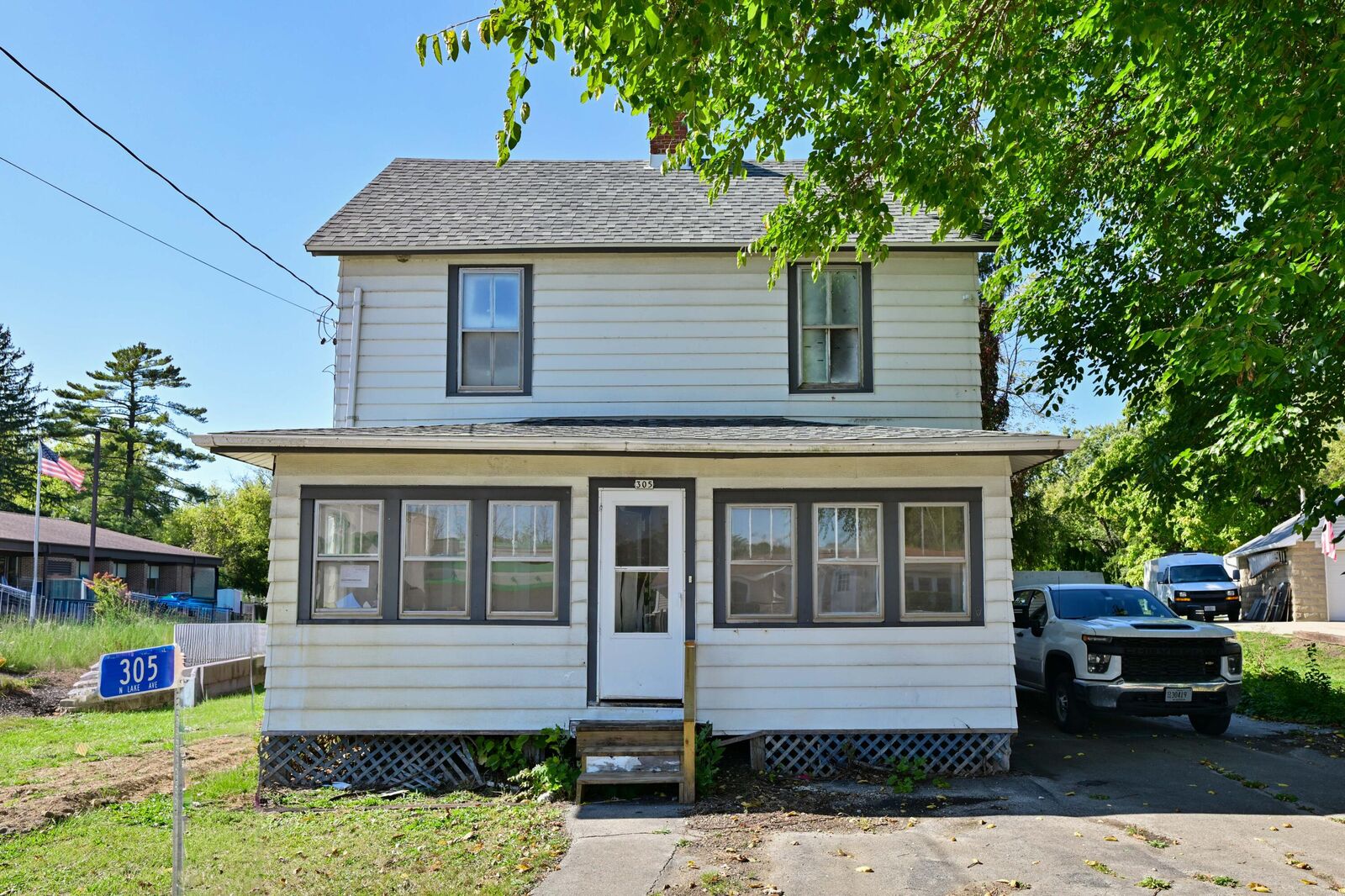 Property Photo: 305 N Lake Ave WI 53181