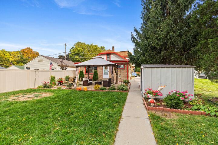 Property Photo:  2352 S 79th St  WI 53219 