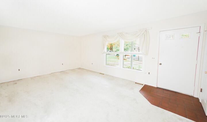 Property Photo:  507 Sloop Court  NJ 08753