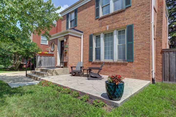 Property Photo:  509 S Brainard Avenue  IL 60525