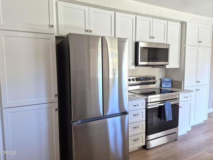 Property Photo:  4112 Village 4  CA 93012 