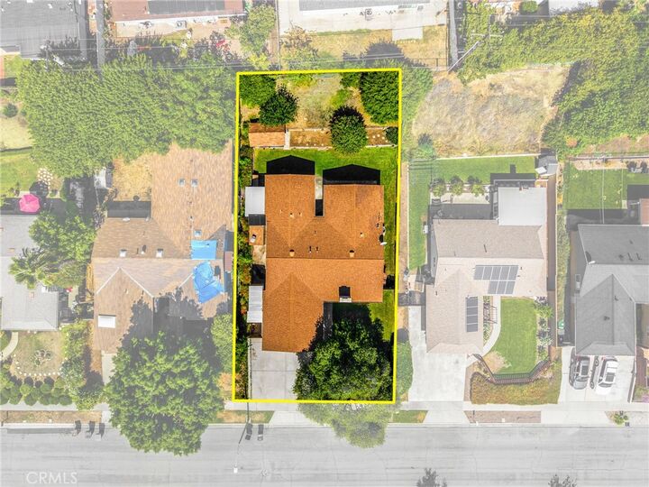 Property Photo: 909 Orangewood Dr CA 92821