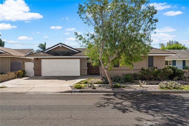 Property Photo: 5862 Raphael CA 92649