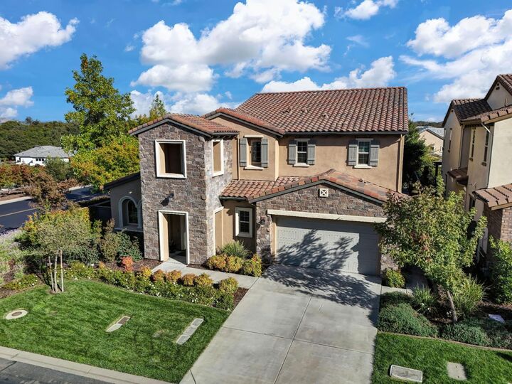 Property Photo: 507 Dali Court CA 95762