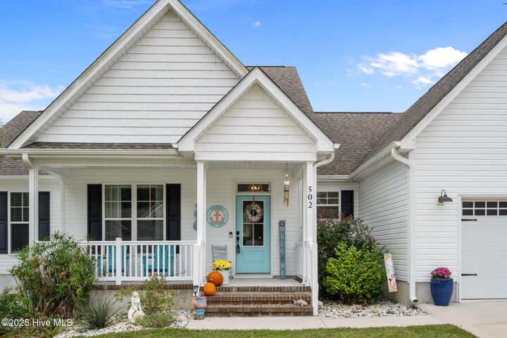 Property Photo:  502 Diamond Ridge Court  NC 28539