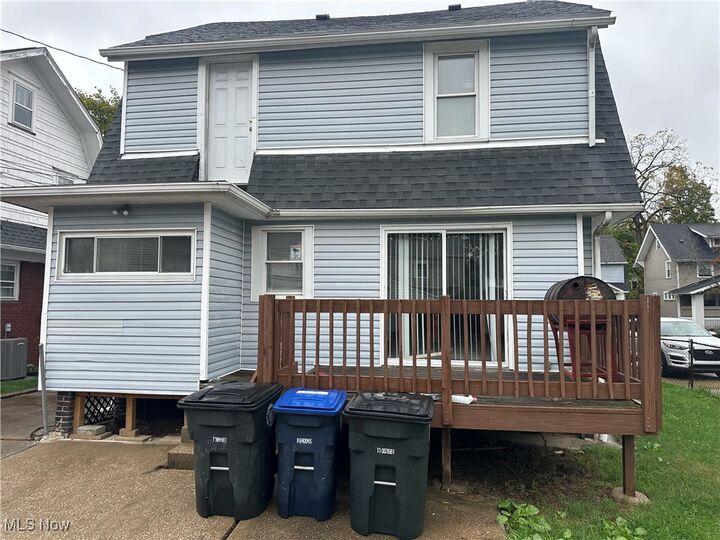 Property Photo: 434 Hillwood Drive OH 44320