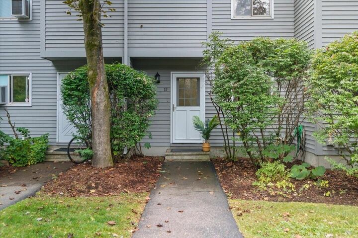 701 Dorset Street  South Burlington VT 05403 photo
