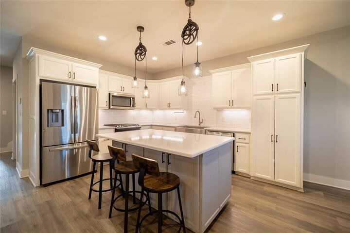 Property Photo:  4721 Dry Creek Road  TX 75092