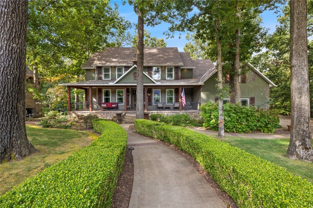 Property Photo: 2017 NW Desoto Drive AR 72712