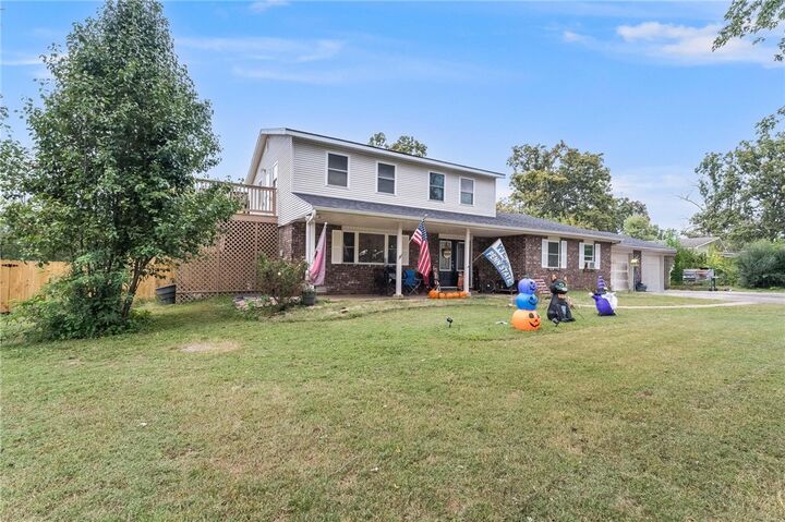 Property Photo: 2006 S 17th Street AR 72758