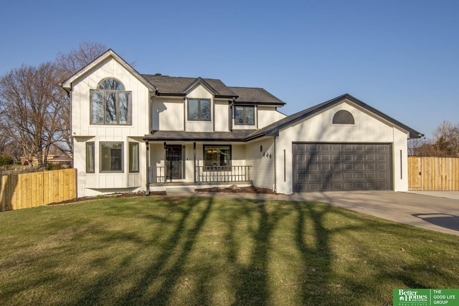 Property Photo: 6222 S 43rd Street NE 68107