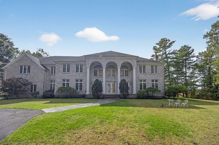 Property Photo:  11 Elizabeth Way  MA 01940